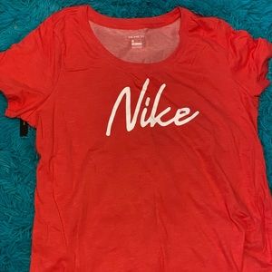 💫Short Sleeve Nike T-Shirt💫